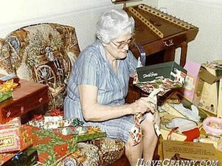 ILOVEGRANNY Slideshow with old grannies