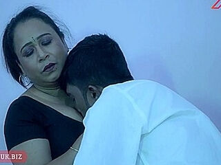 Poking warm Indian Maid - Desi Bhabi gonzo orgy