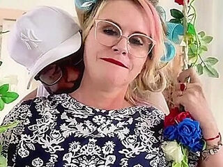 Tiffany Montavani - Busty Mature Needs A Bbc