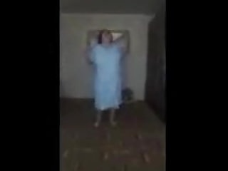 bbw mom dancing
