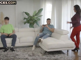 Dirty GILF loves fucking in missionary with BWC partner