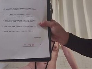 他人棒で種付けされネットに晒される契約書にサインする貧乳肉便器人妻！托卵確定子作りマシン！【素人中出しハメ撮り】舞40代中出し大好きパイパン主婦。