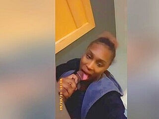 Slim Baddie Ebony Long Dick Mouth Play