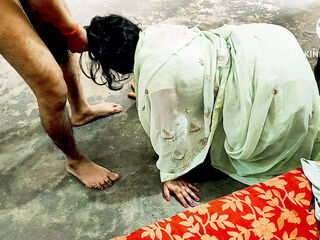 Indian desi bhabhi made sex with a bitch