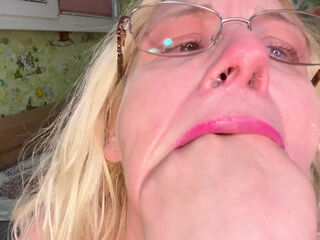 Dirty Pussy to mouth, spit, squirt on my face