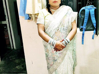 Indian Desi Wife Going To Wedding Fucked In Hindi