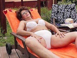 Mature Momma Enjoys The Pool And Her Hairy Beaver With Gigi