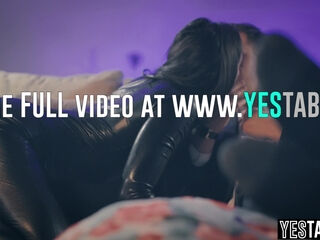 Submissive MILF got hooker for threesome