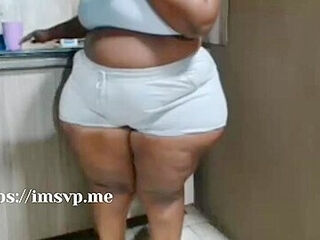 Jack Off To My Gigantic Bbw Ass Twerking In Booty Shorts 4459