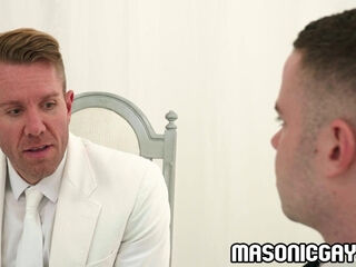 How to perform a perfect handjob!