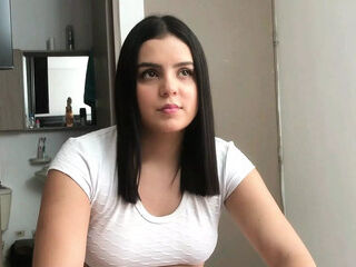 My chubby fucks me like no one else... and my toto enjoys it completely - Porno en Espa&ntilde;ol