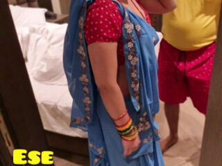 Neighbour&#039;s Bhabhi said  come I will make you play cricket with my balls